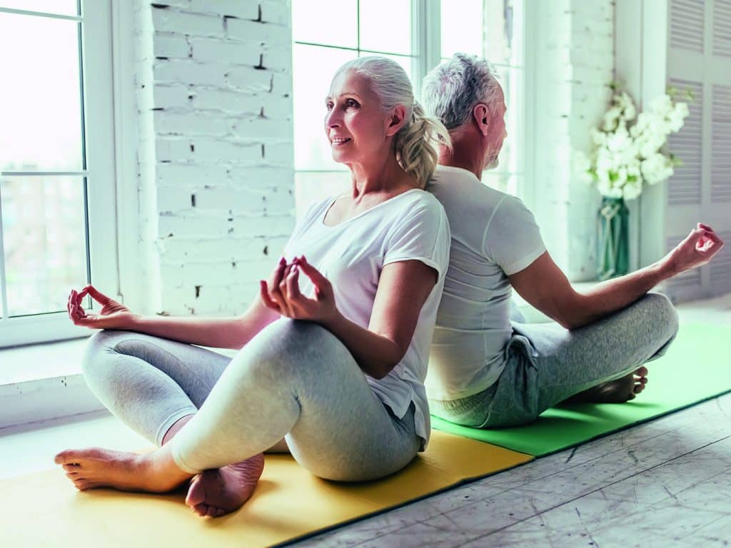 4 bienfaits du yoga chez les aînés